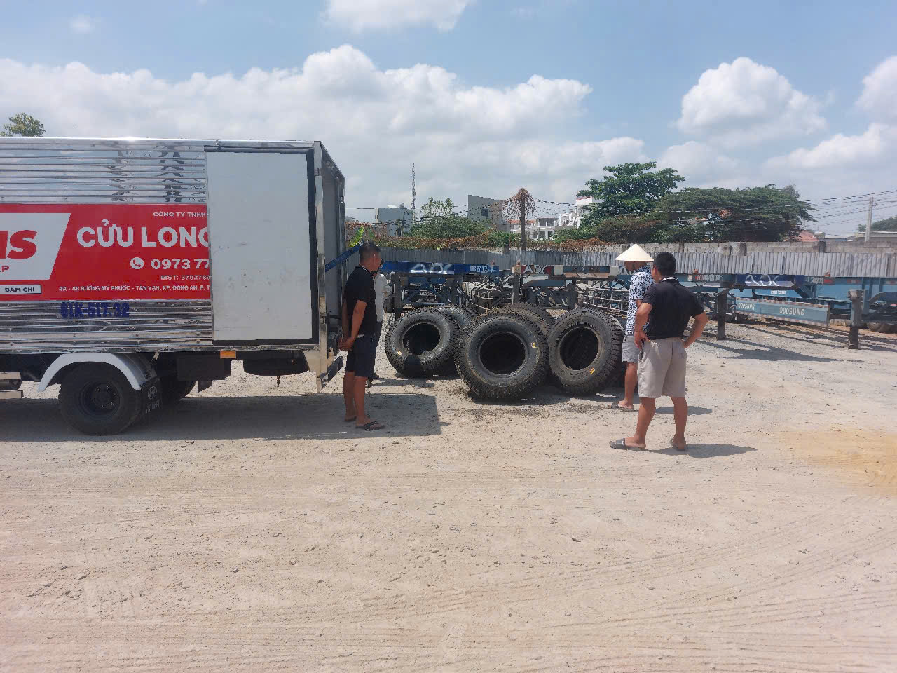 Dịch vụ vá lốp không ruột & có ruột tại Thủ Đức , Phạm Văn Đồng, Làng Đại Học – Bền bỉ, đảm bảo